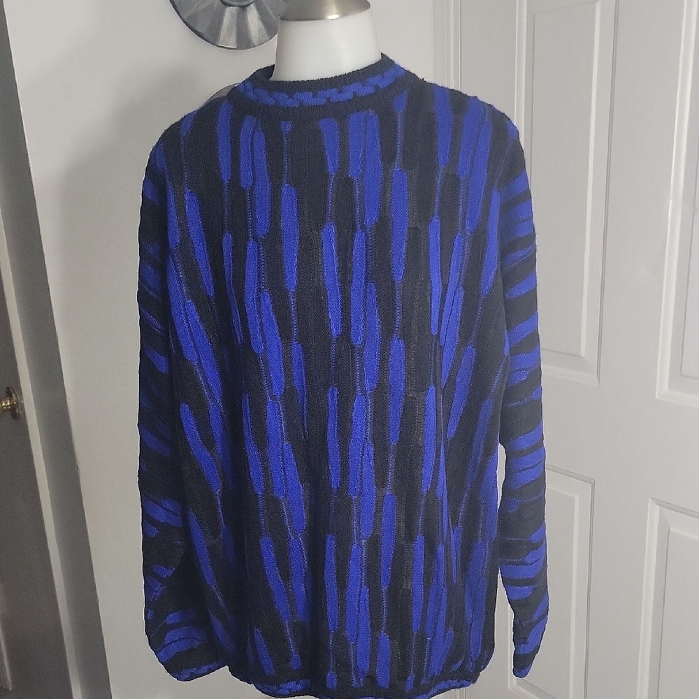 Vintage Bergati Geometric Knit SweaterMen's Blue and Black Sweater Large
